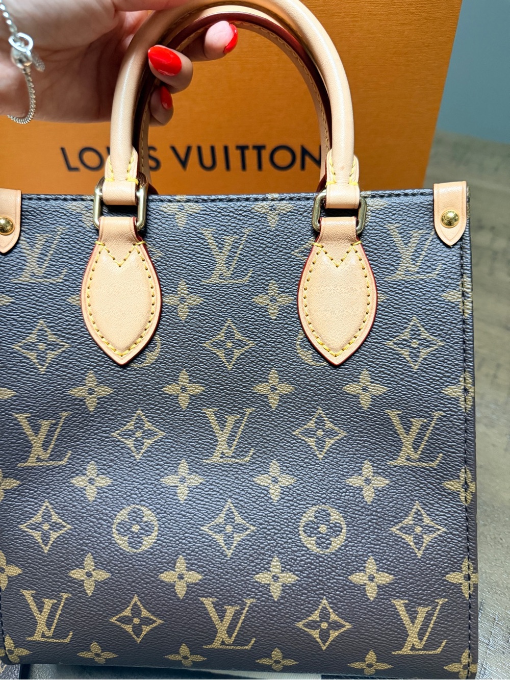 Authentic Louis Vuitton Sac Plat bb - Picture 11 of 16